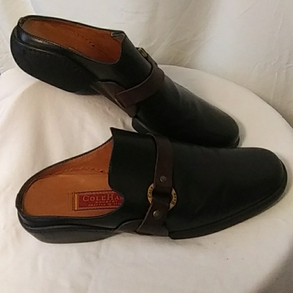 8 1/2 Cole Haan's - Picture 4 of 4